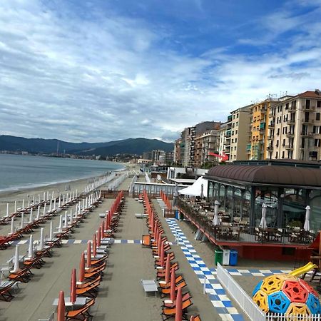Appartement Vista Mare Savone Extérieur photo