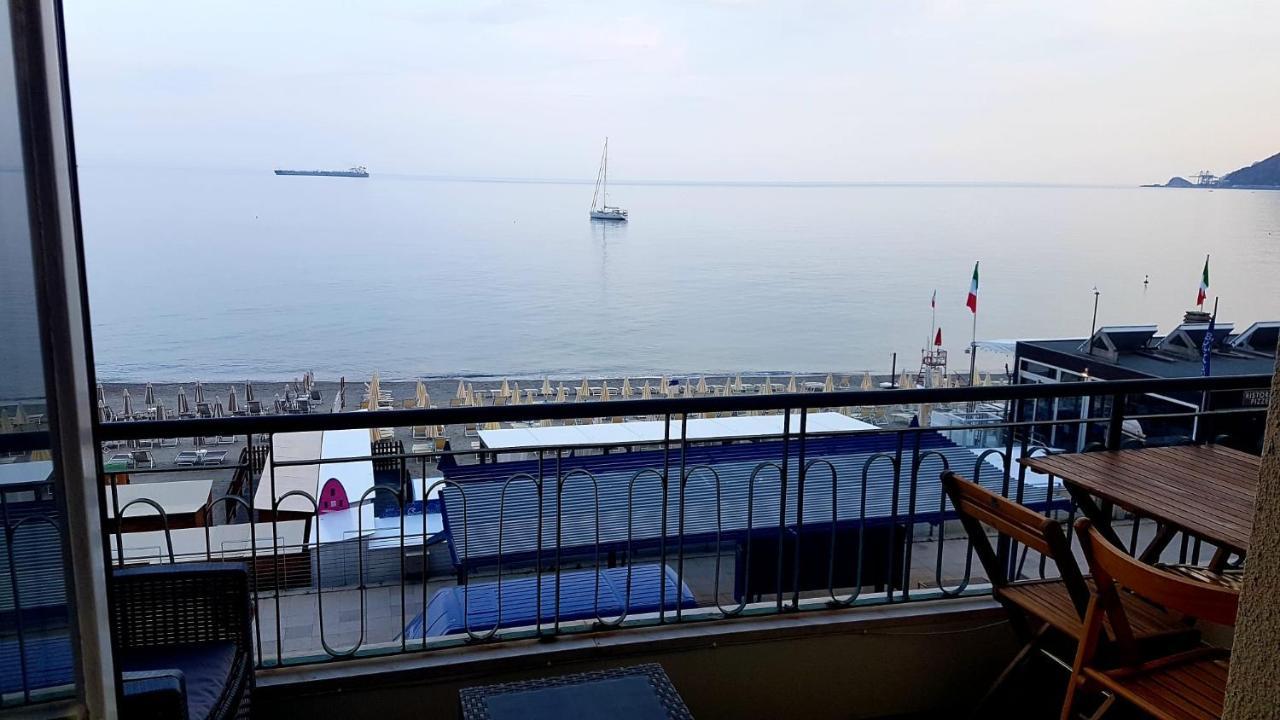 Appartement Vista Mare Savone Extérieur photo