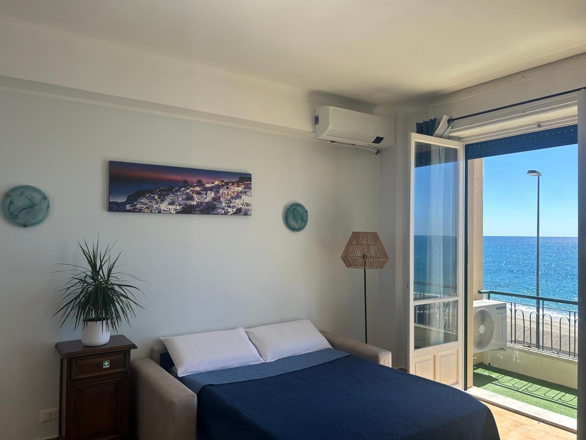 Appartement Vista Mare Savone Extérieur photo