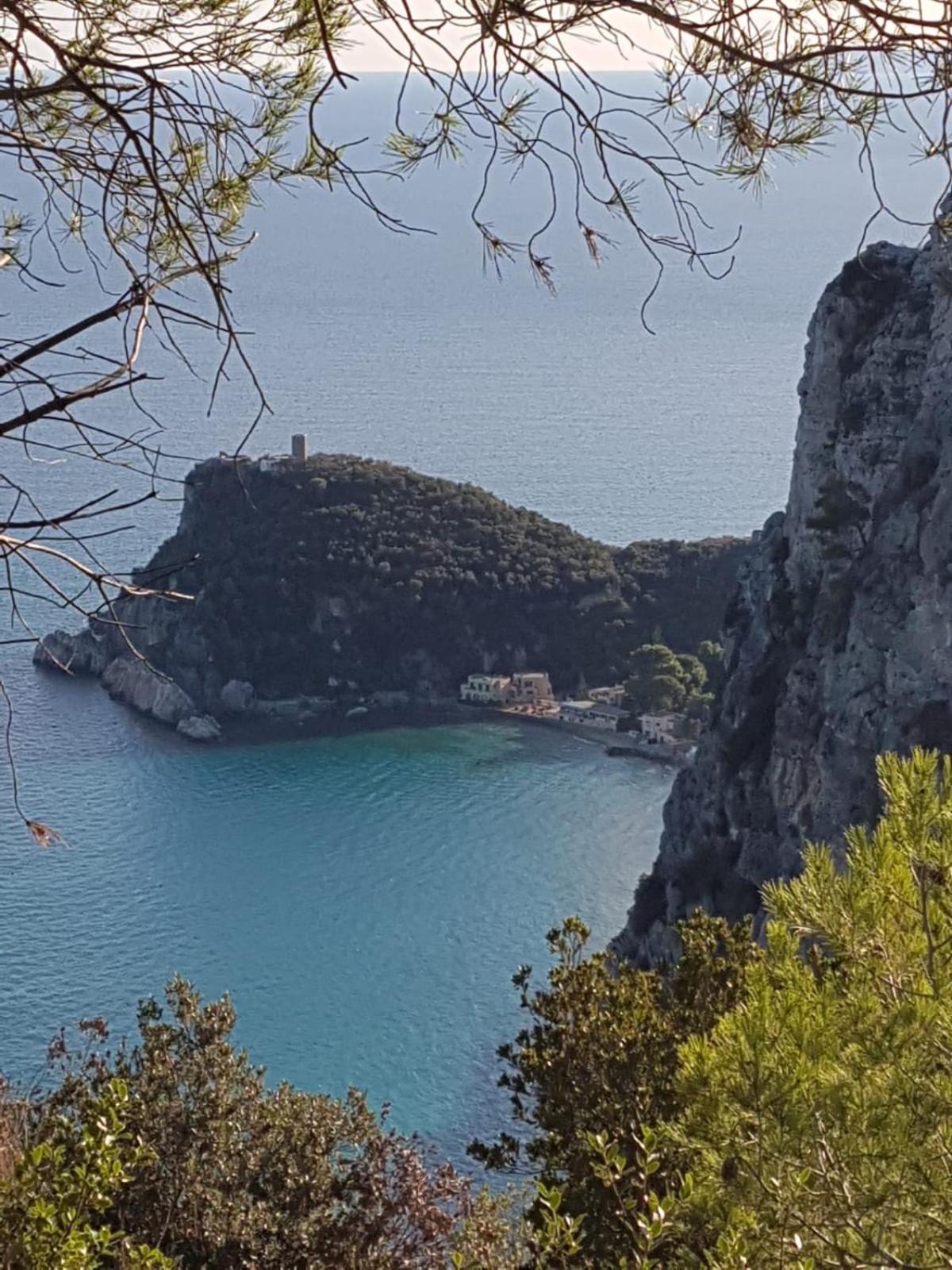 Appartement Vista Mare Savone Extérieur photo