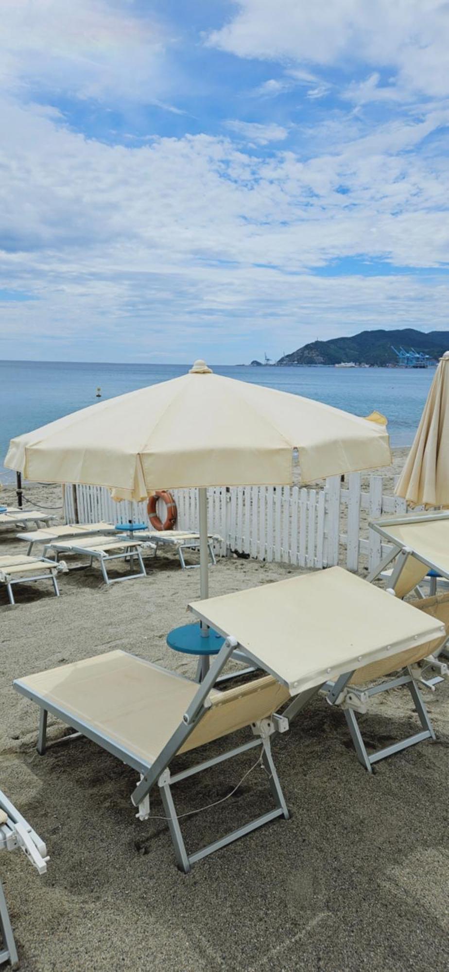 Appartement Vista Mare Savone Extérieur photo